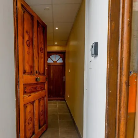 Apartment 3-star Rated In The Heart Of The Old Town With A View Annecy