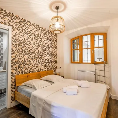 3-star Rated In The Heart Of The Old Town With A View Annecy